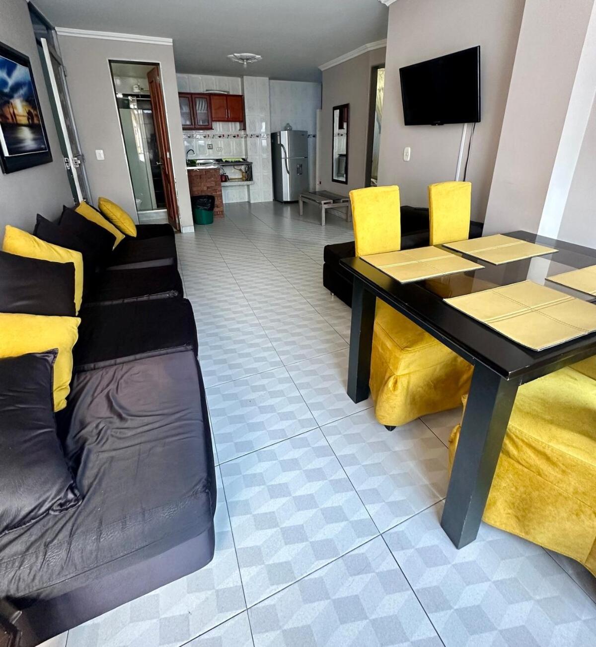 Apartamento 02 Cas Airport Embassy *