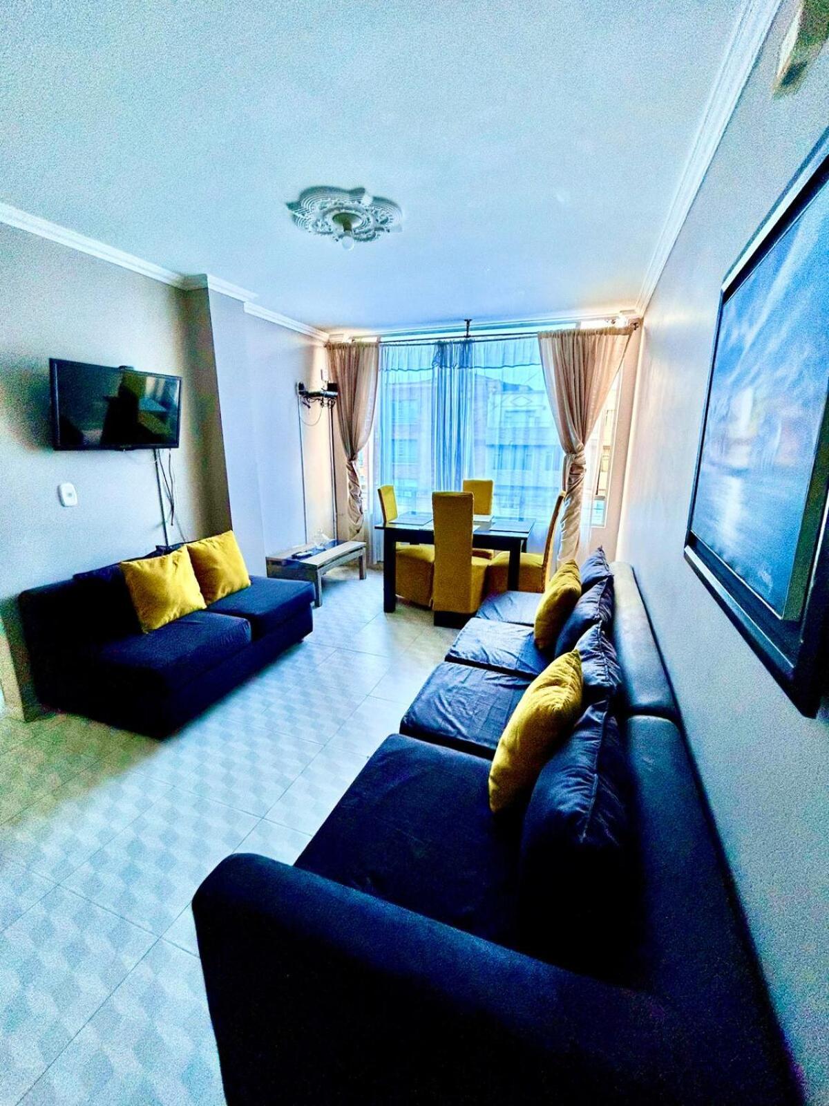 02 Cas Airport Embassy Apartamento